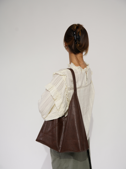 Zephyra Daily Shoulder Bag