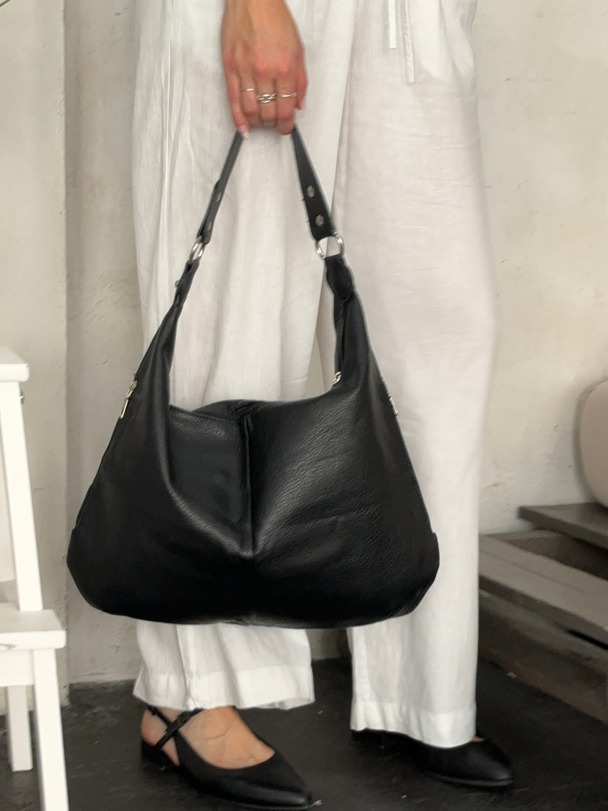 Aeliana Sleek Everyday Bag