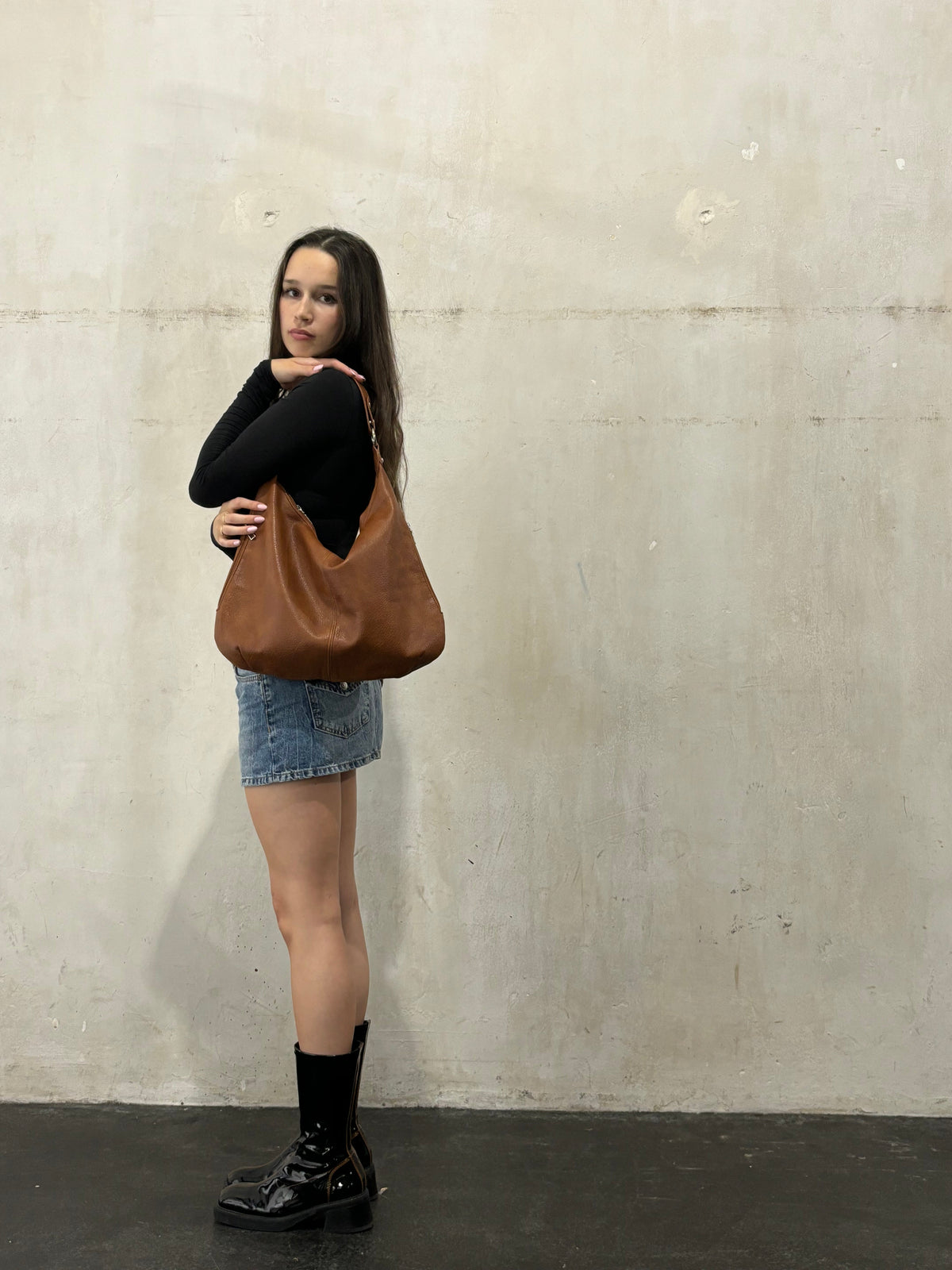 Aeliana Sleek Everyday Bag