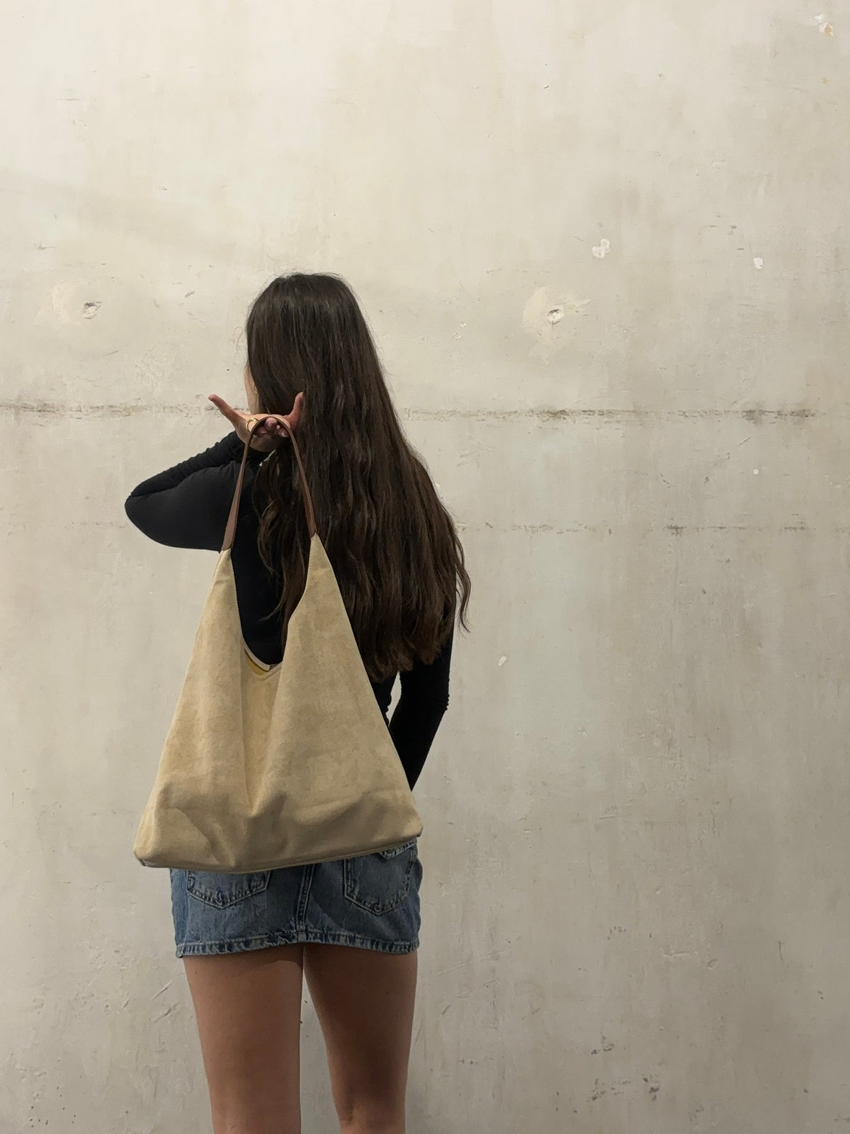 Quinn Suede Daily Tote